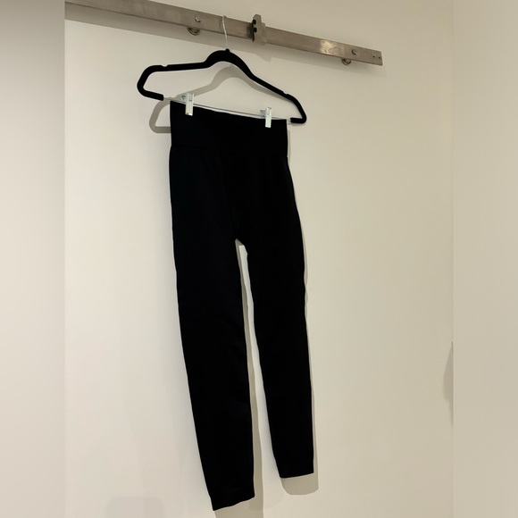 2 Pairs! KNIX Seamless Moves Leggings - Black and Cinnamon - size M - Picture 5 of 7